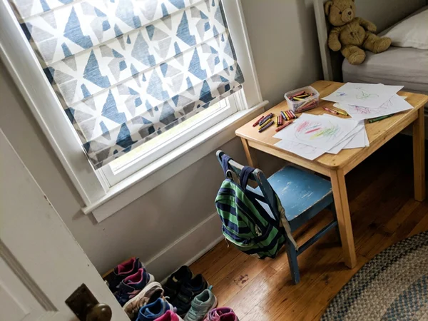 Cordless patterned roman shade in a Centrepointe kids bedroom